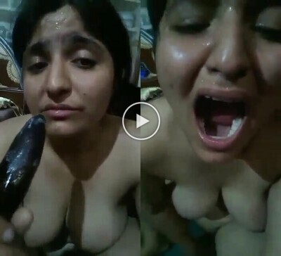 Paki-horny-babe-pakistan-porn-tube-fuck-with-brinjal-loud-moaning.jpg