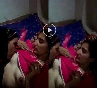 Paki-horny-beautiful-girls-sexx-pakistani-suck-lesbian-viral-mms.jpg