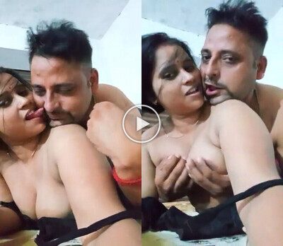 xnxx-tv-indian-very-horny-sexy-couple-having-viral-mms.jpg