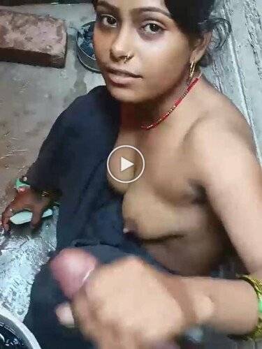 Desi-village-marwadi-bhabhi-ki-chudai-video-fucking-devar-in-bathroom-HD.jpg