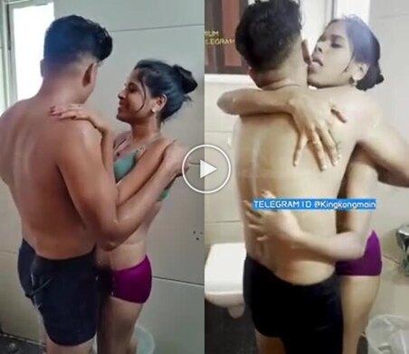 nude-indian-cute-horny-lover-couple-bath-viral-mms.jpg