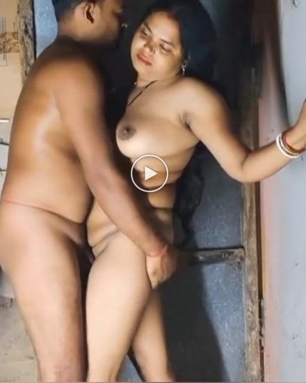 Desi-hot-mallu-bhabhi-bf-bhabhi-bf-stand-fuck-hubby.jpg