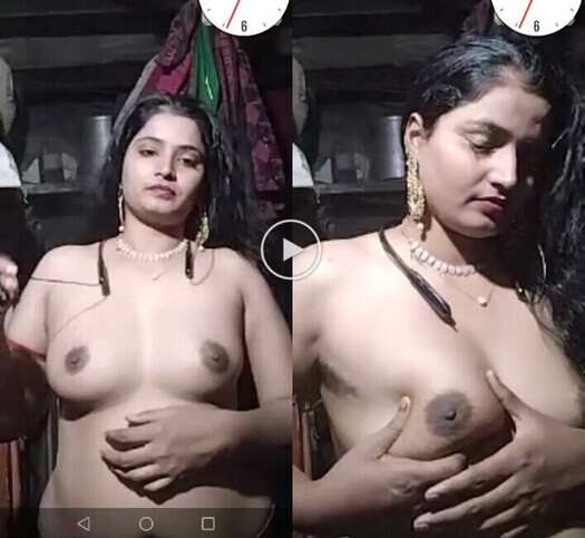 Desi-village-sexy-mallu-aunty-sexy-live-nude-mms.jpg