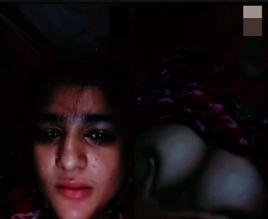 Super-cute-pak-babe-x-pakistani-hd-nude-show-tits.jpg
