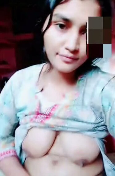 Pak-beautiful-village-muslim-babe-www-pak-sexy-com-nude-mms.jpg